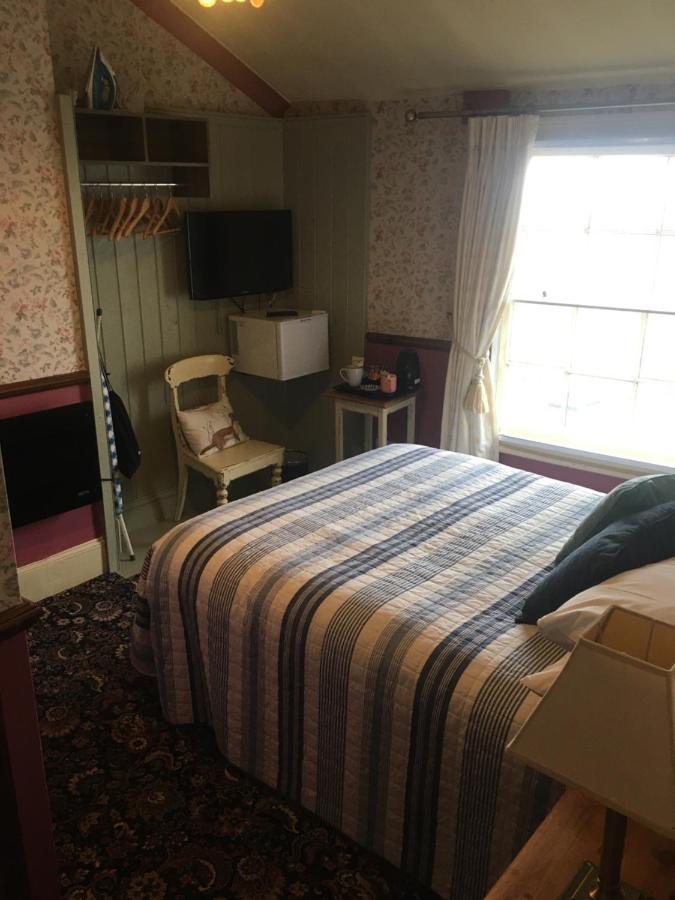 Regency House Bed & Breakfast Walton-on-the-Naze Eksteriør bilde