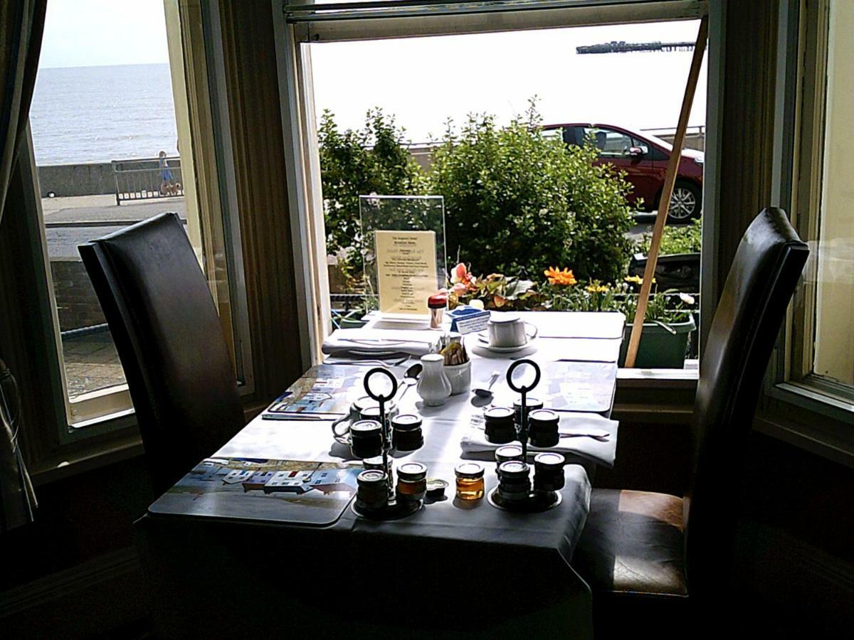 Regency House Bed & Breakfast Walton-on-the-Naze Eksteriør bilde