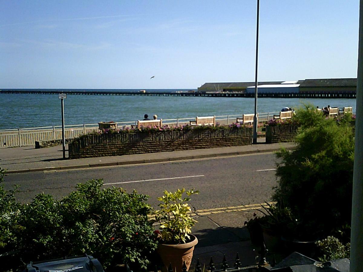 Regency House Bed & Breakfast Walton-on-the-Naze Eksteriør bilde